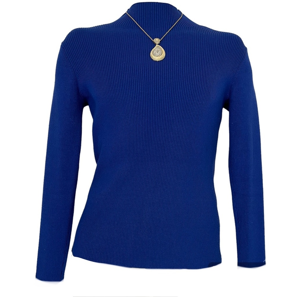 WOMEN’S LONG SLEEVE SWEATER ROYAL BLUE COLOR SIZE MEDIUM